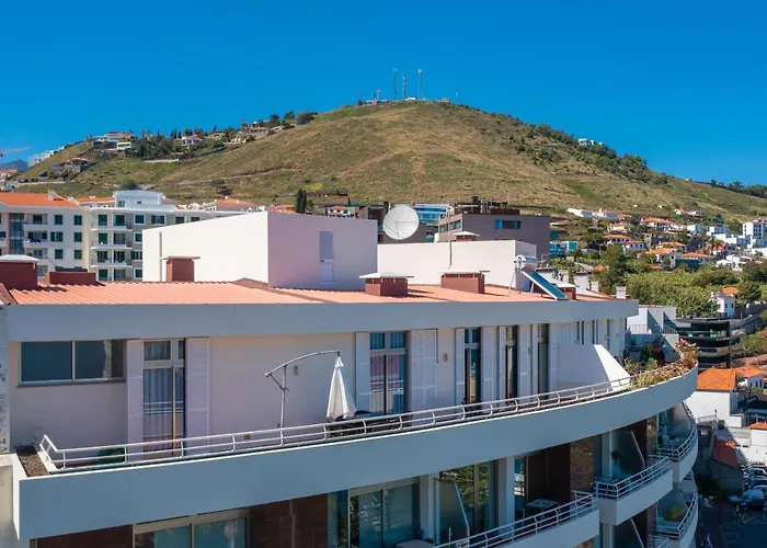 Diego Cruz Penthouse By Hr Madeira *